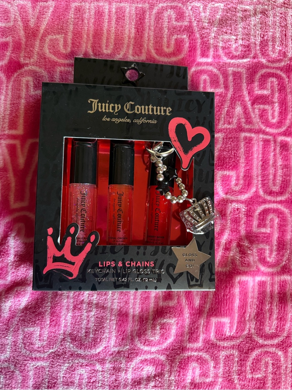 JUICY COUTURE LIPS AND CHAINS KEYCHAIN AND LIP GLOSS TRIO GLOSS AND GO
